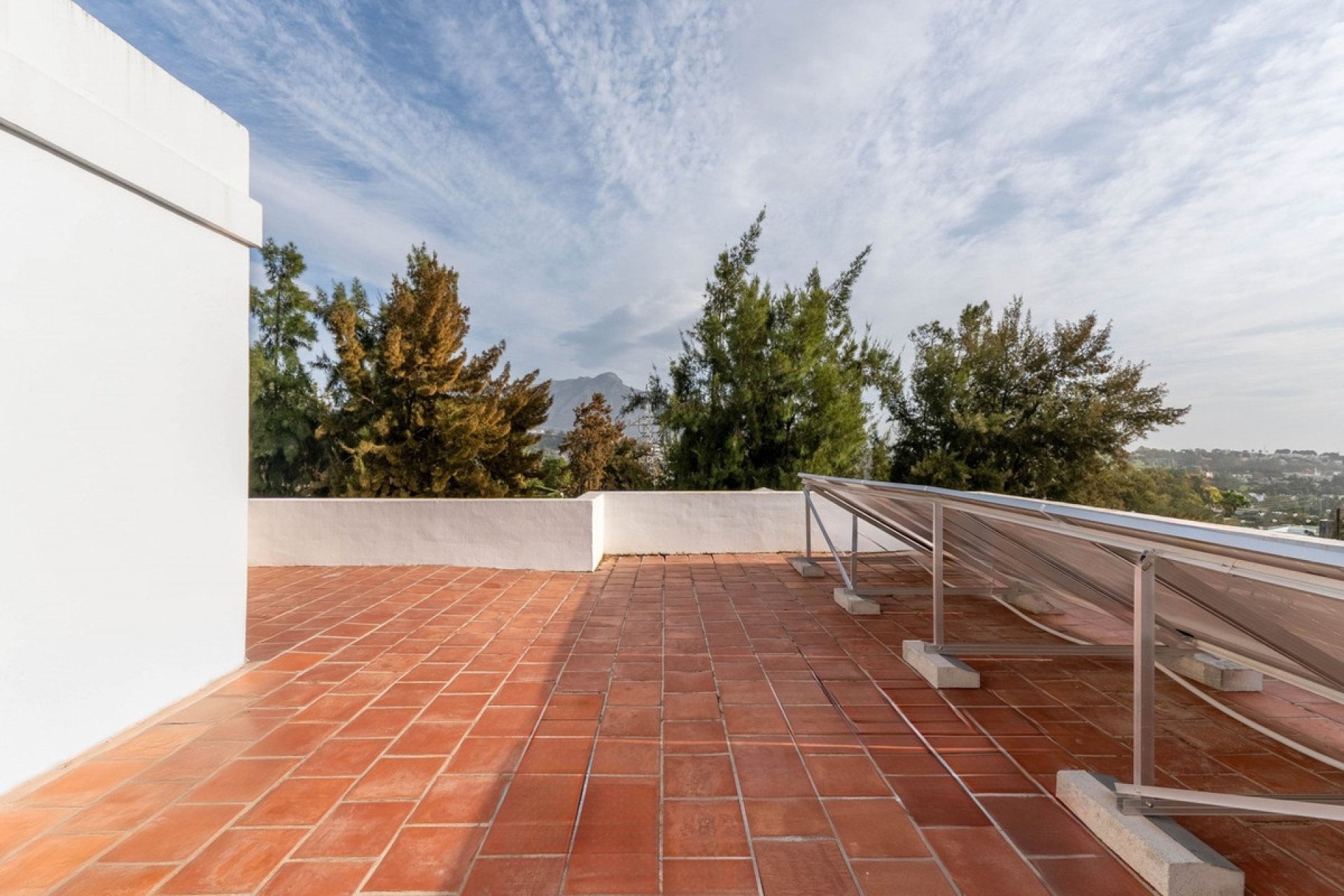 Resale - Villa - Benahavís - La Quinta