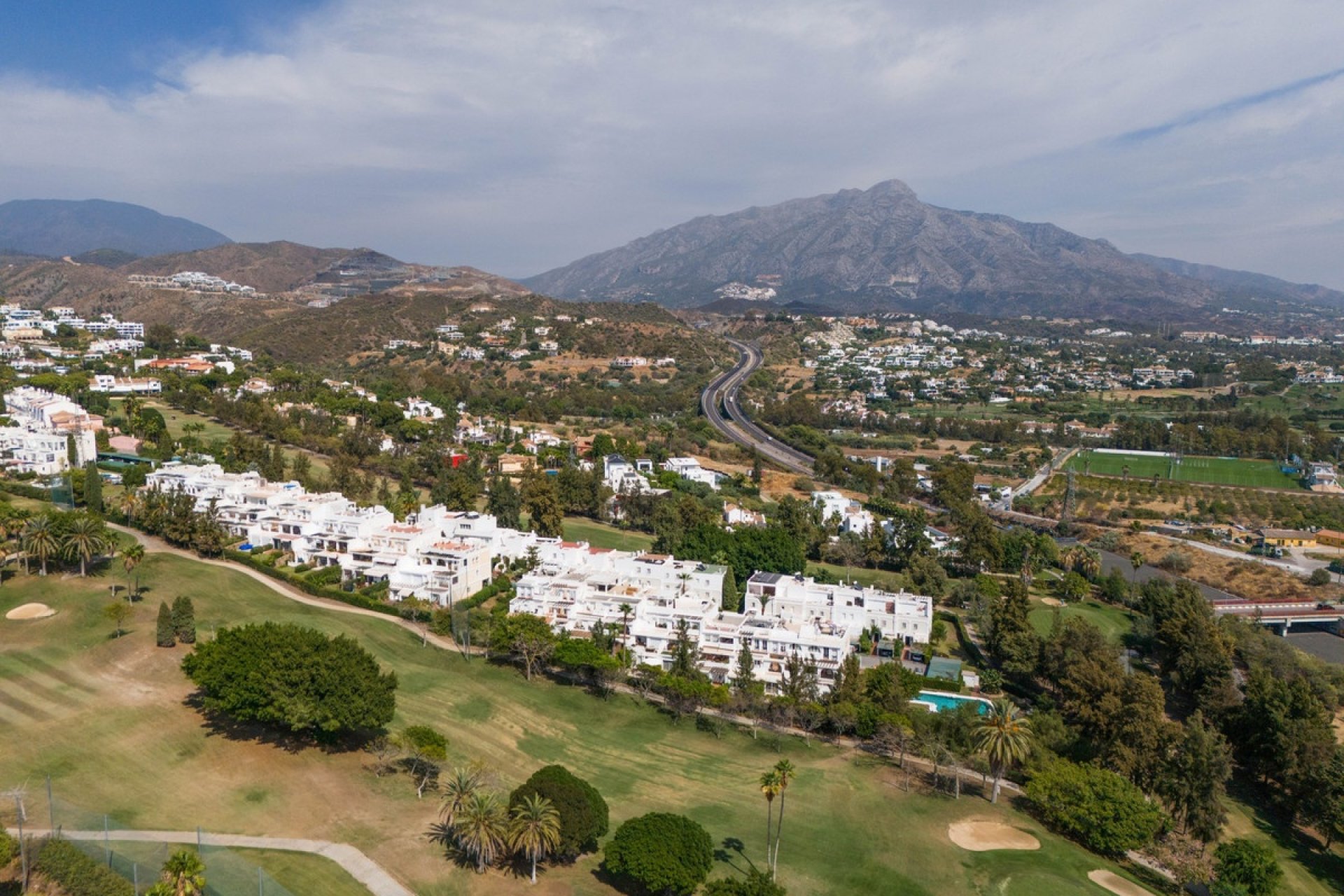 Resale - Villa - Benahavís - La Quinta