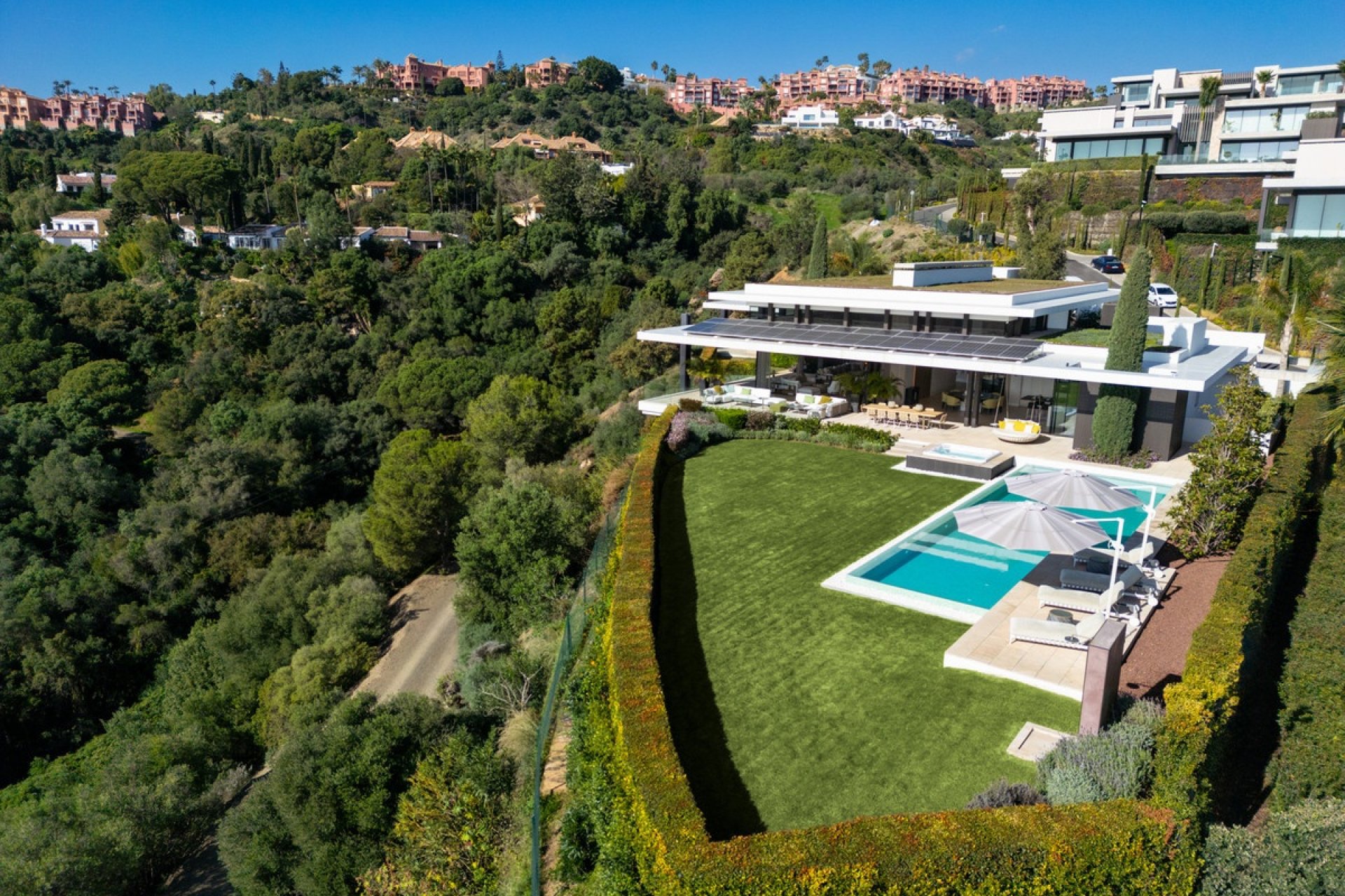 Resale - Villa - Benahavís - La Quinta