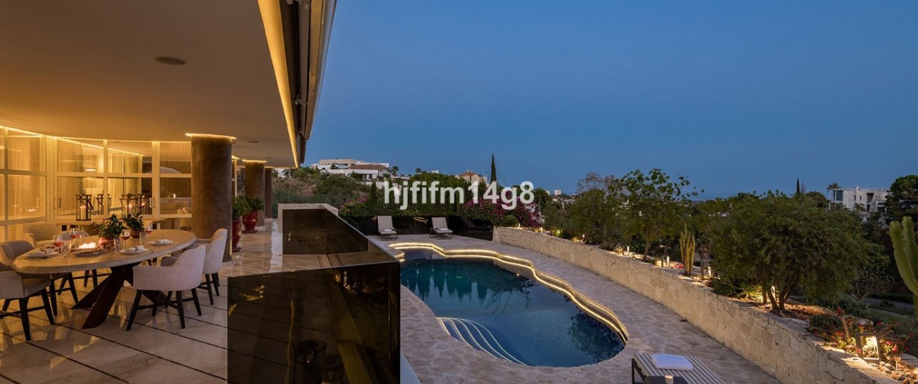 Resale - Villa - Benahavís - La Quinta