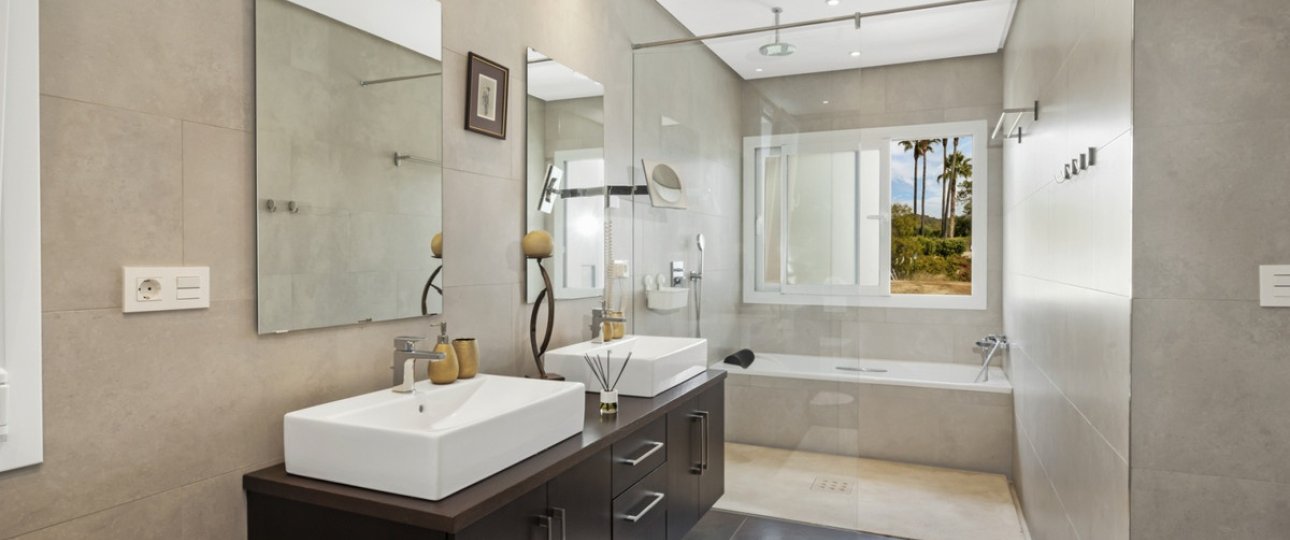 Resale - Villa - Benahavís - La Quinta