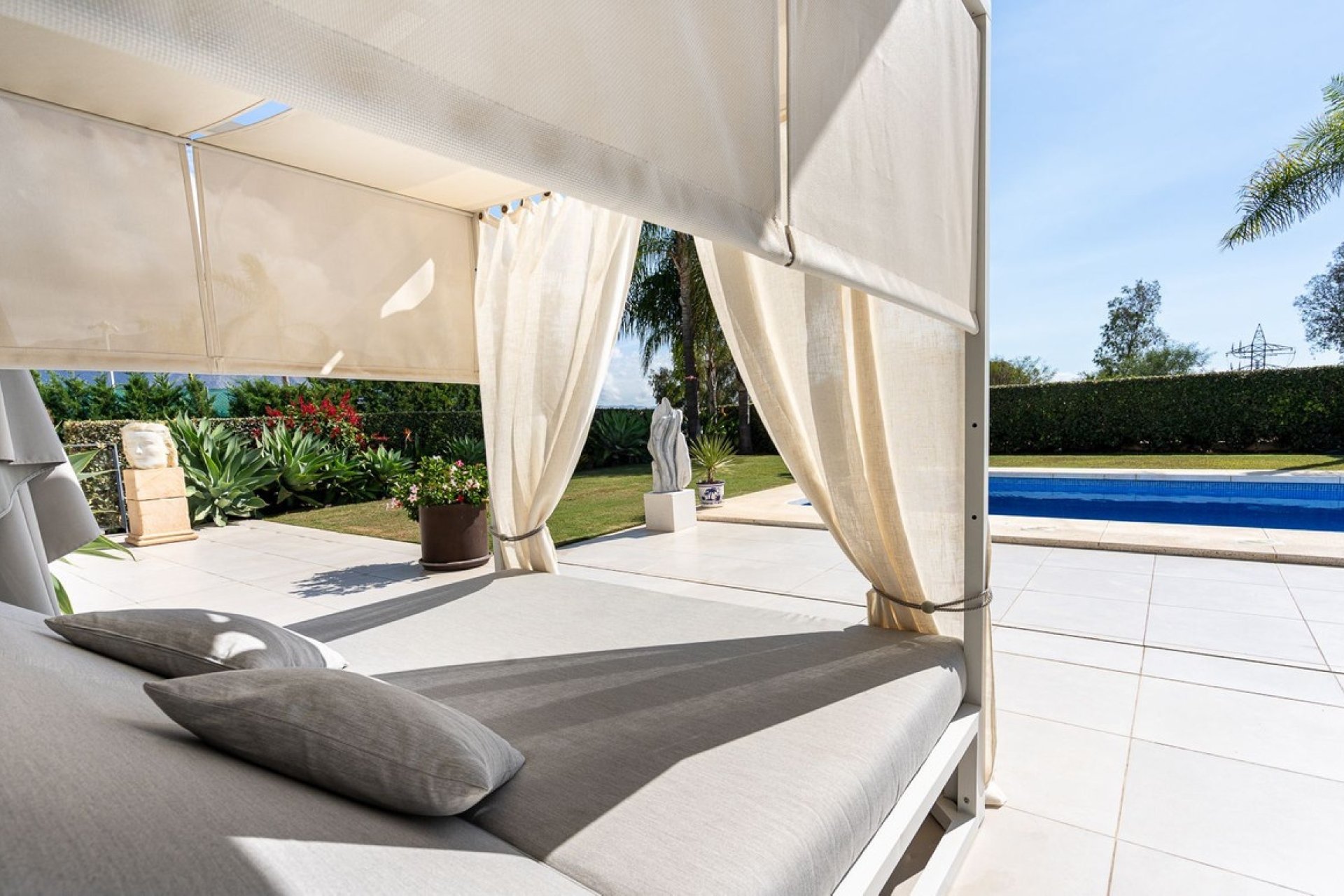 Resale - Villa - Benahavís - La Quinta
