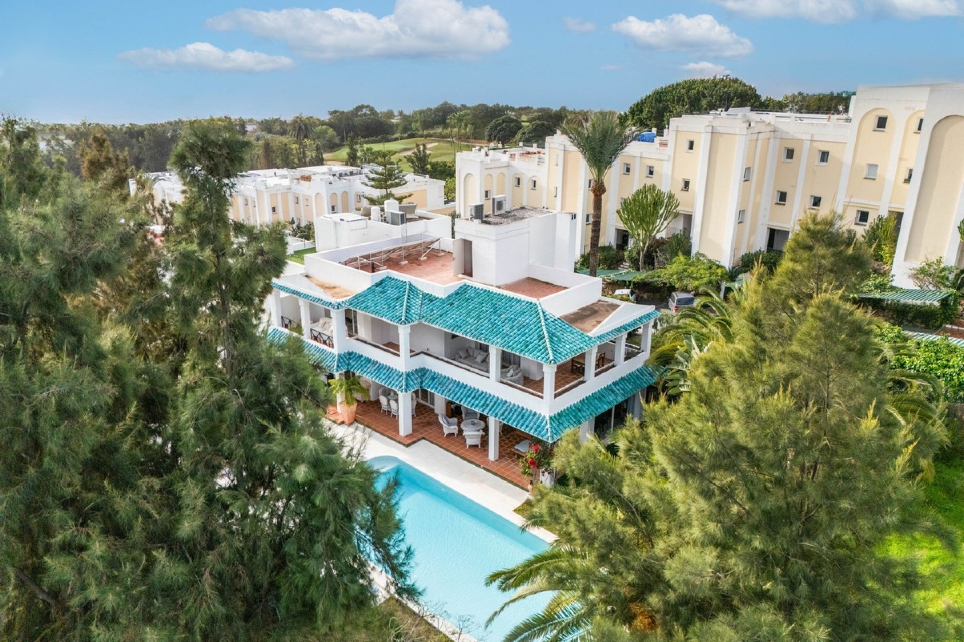 Resale - Villa - Benahavís - La Quinta