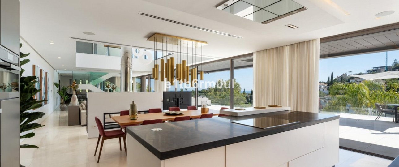 Resale - Villa - Benahavís - La Quinta