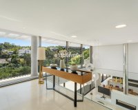 Resale - Villa - Benahavís - La Quinta