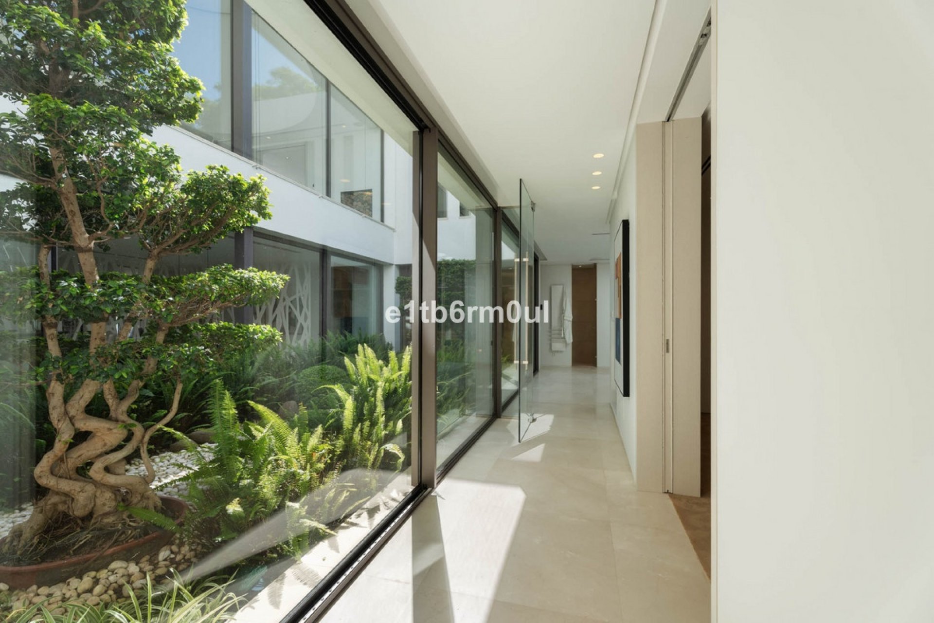 Resale - Villa - Benahavís - La Quinta