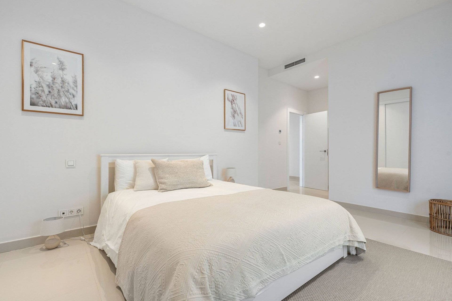 Resale - Villa - Benahavís - La Quinta