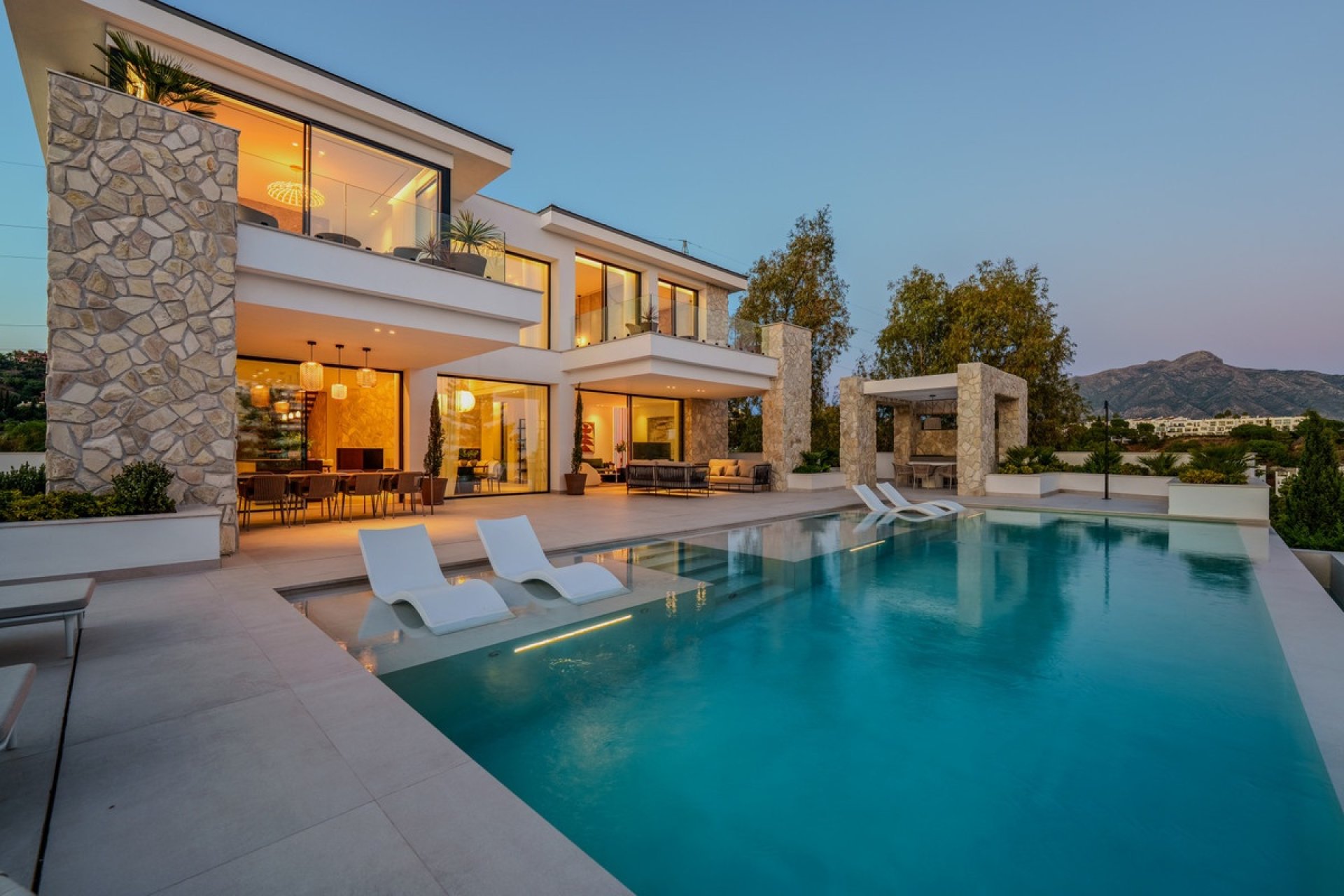 Resale - Villa - Benahavís - La Quinta