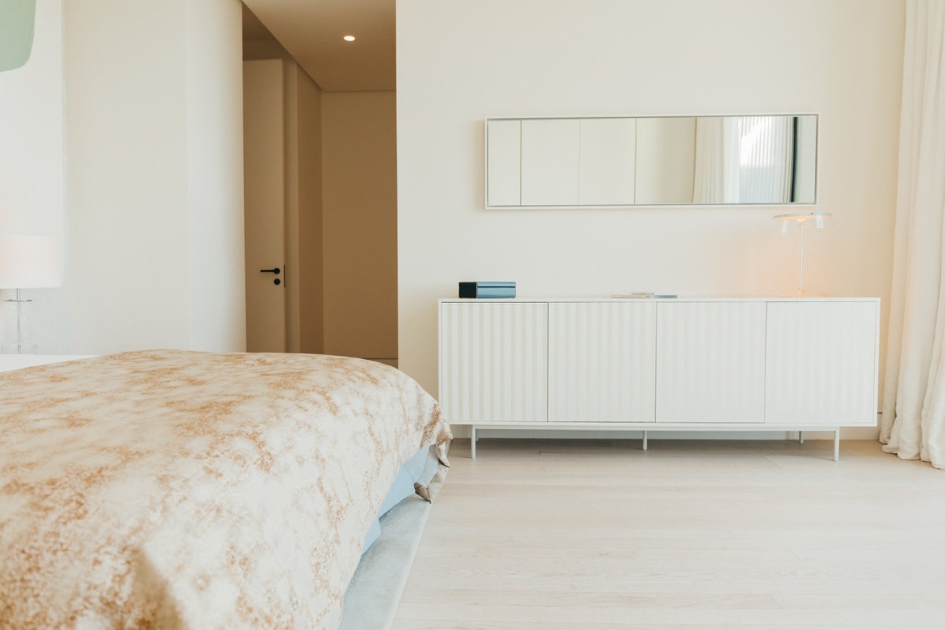 Resale - Villa - Benahavís - La Quinta