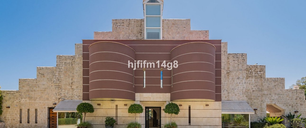 Resale - Villa - Benahavís - La Quinta