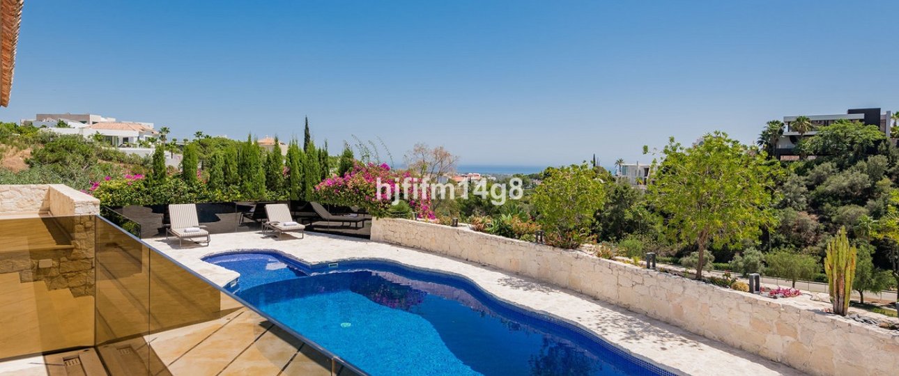 Resale - Villa - Benahavís - La Quinta