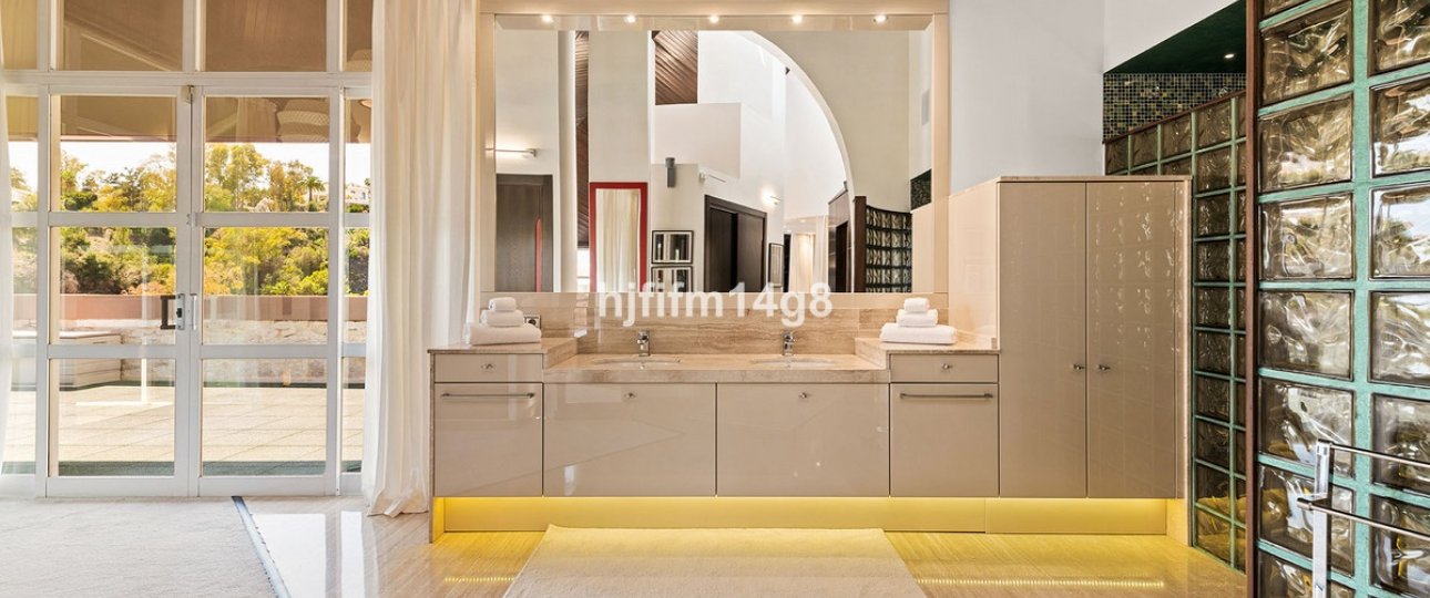 Resale - Villa - Benahavís - La Quinta