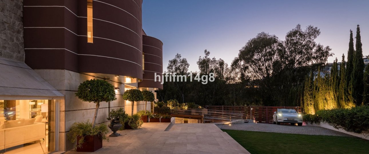 Resale - Villa - Benahavís - La Quinta