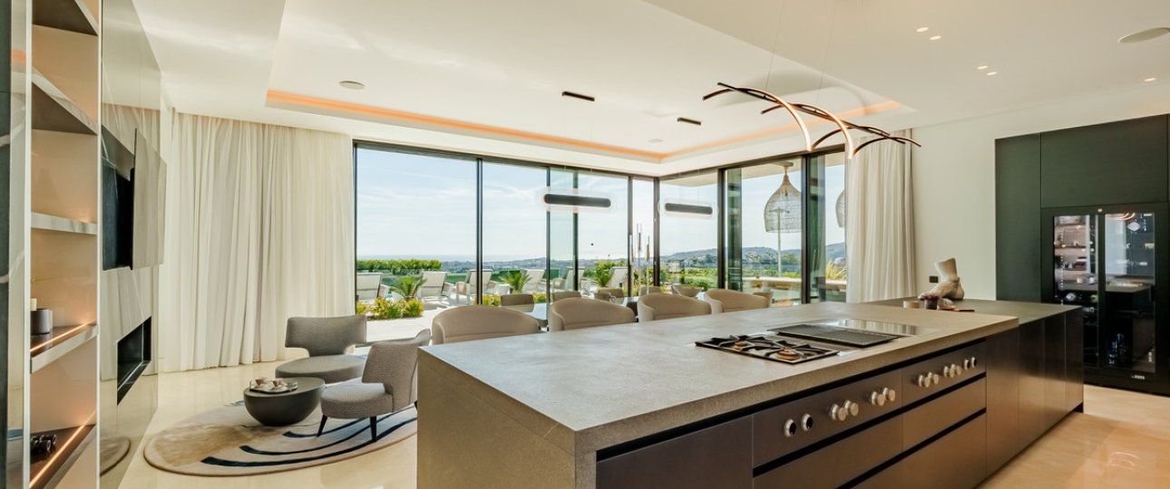 Resale - Villa - Benahavís - La Quinta