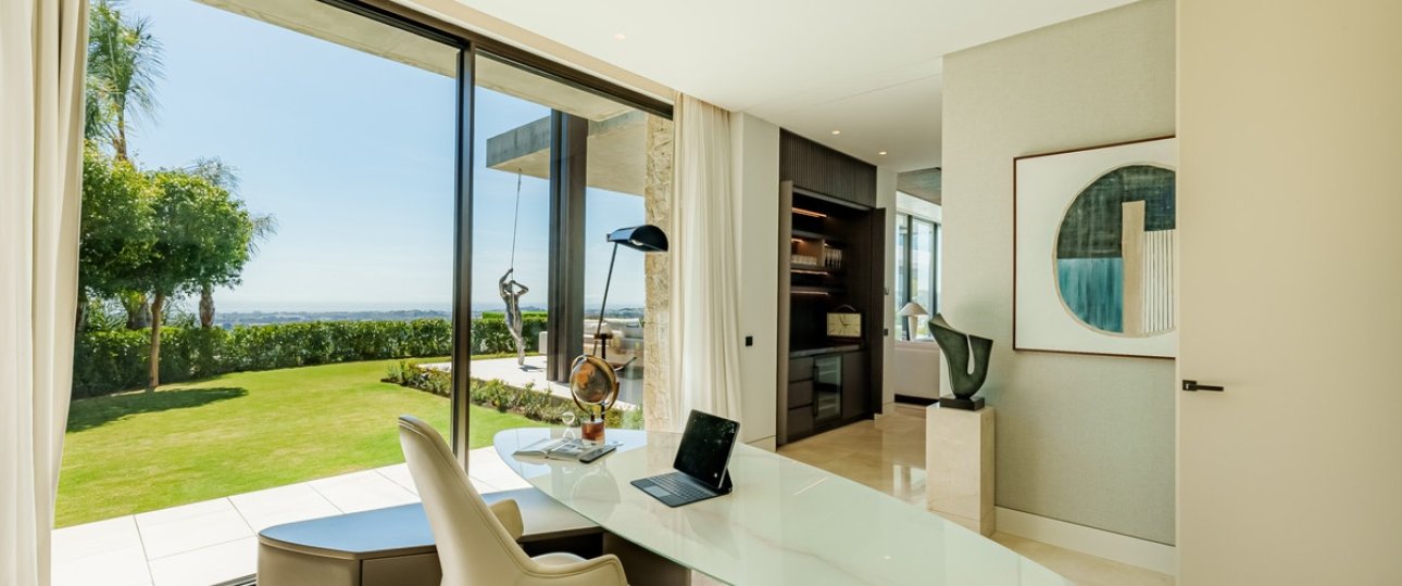 Resale - Villa - Benahavís - La Quinta