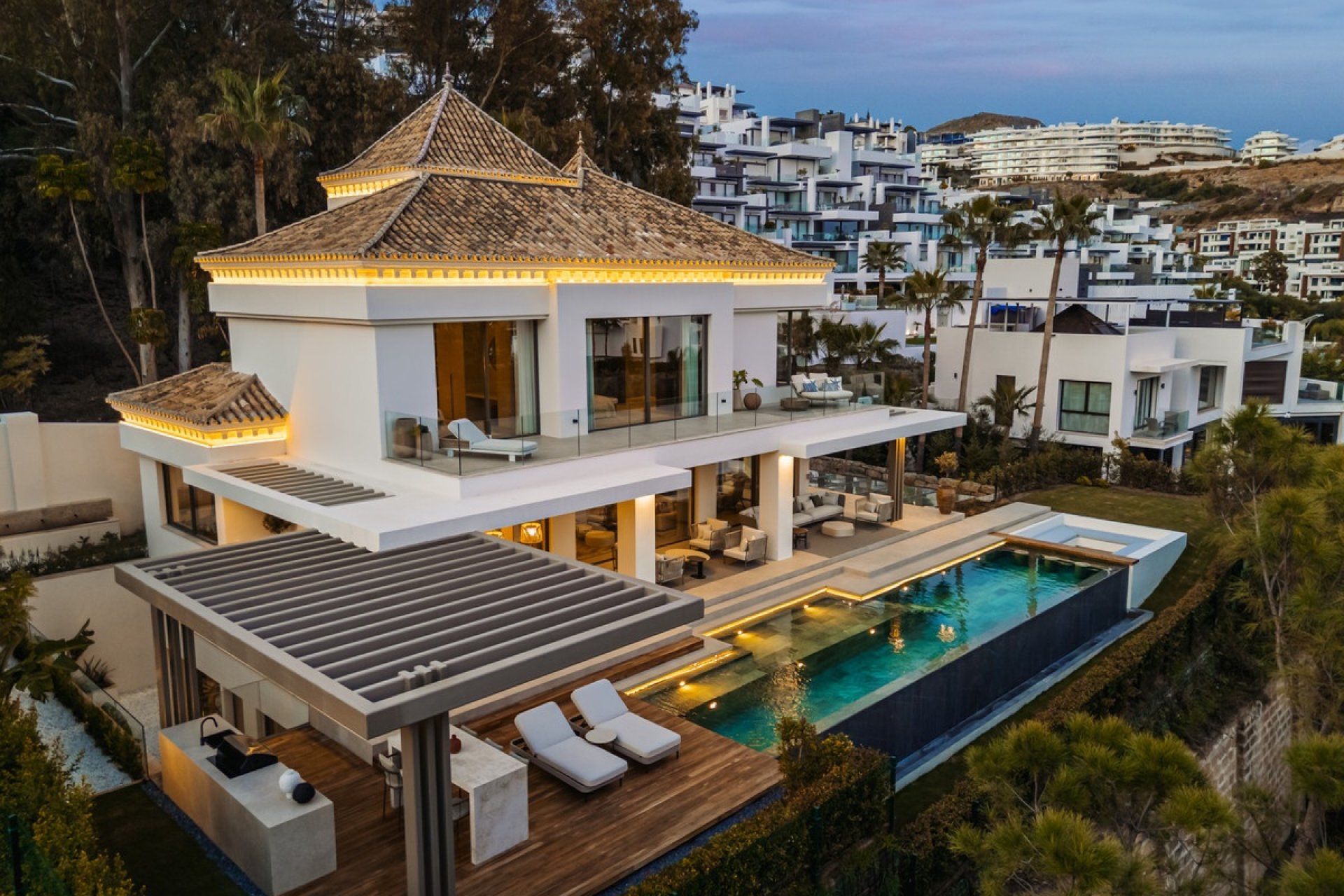 Resale - Villa - Benahavís - La Quinta