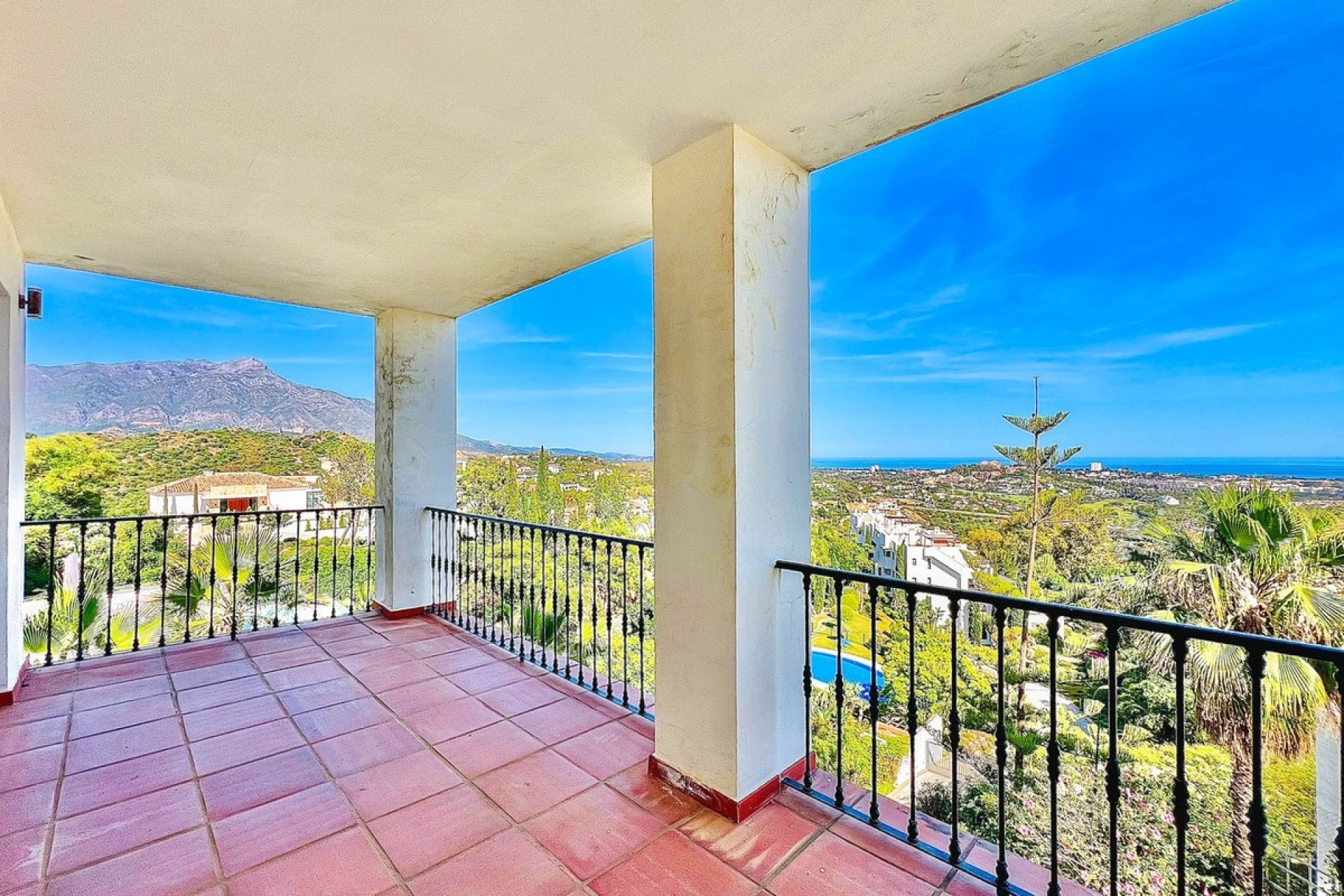Resale - Villa - Benahavís - La Quinta