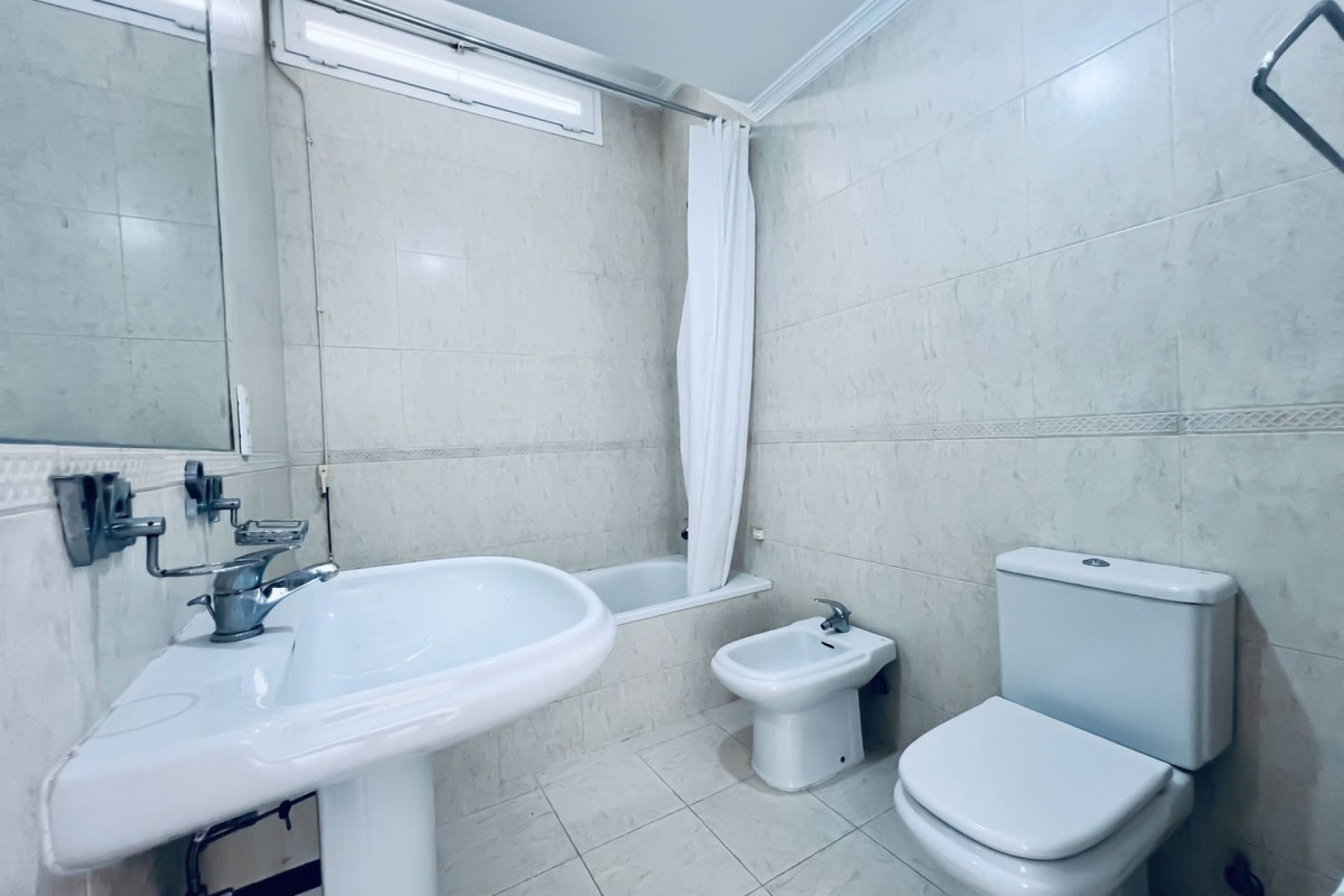 Resale - Villa - Benahavís - La Quinta