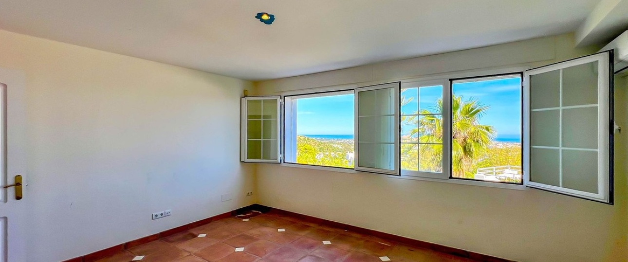 Resale - Villa - Benahavís - La Quinta