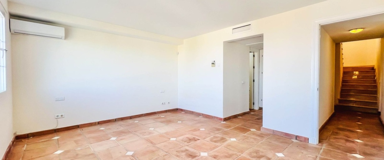Resale - Villa - Benahavís - La Quinta