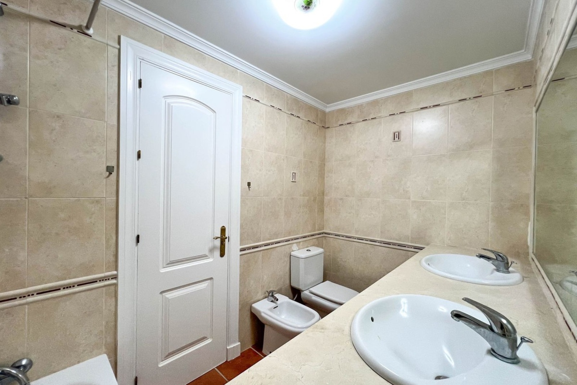 Resale - Villa - Benahavís - La Quinta