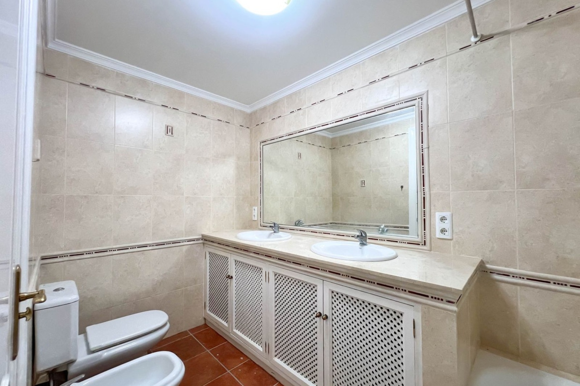 Resale - Villa - Benahavís - La Quinta