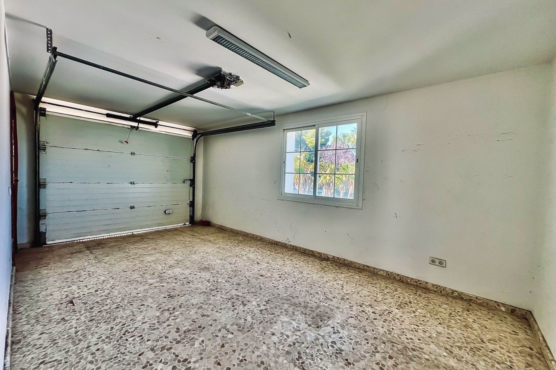 Resale - Villa - Benahavís - La Quinta