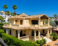 Resale - Villa - Benahavís - La Quinta