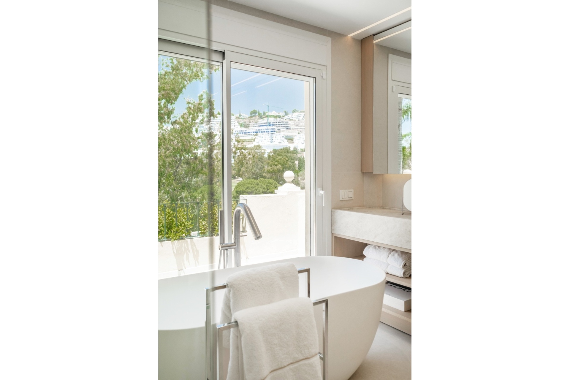 Resale - Villa - Benahavís - La Quinta