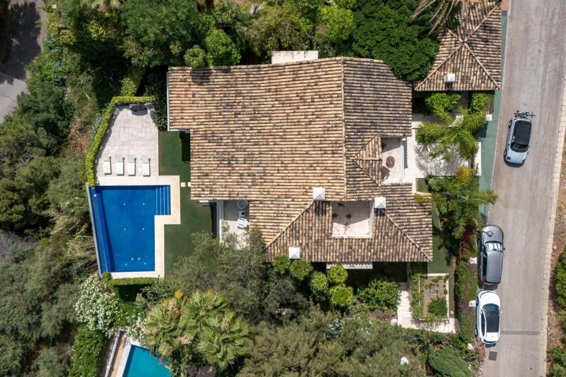 Resale - Villa - Benahavís - La Quinta