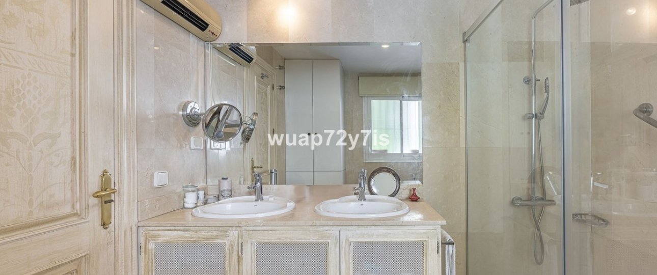 Resale - Villa - Benahavís - La Quinta