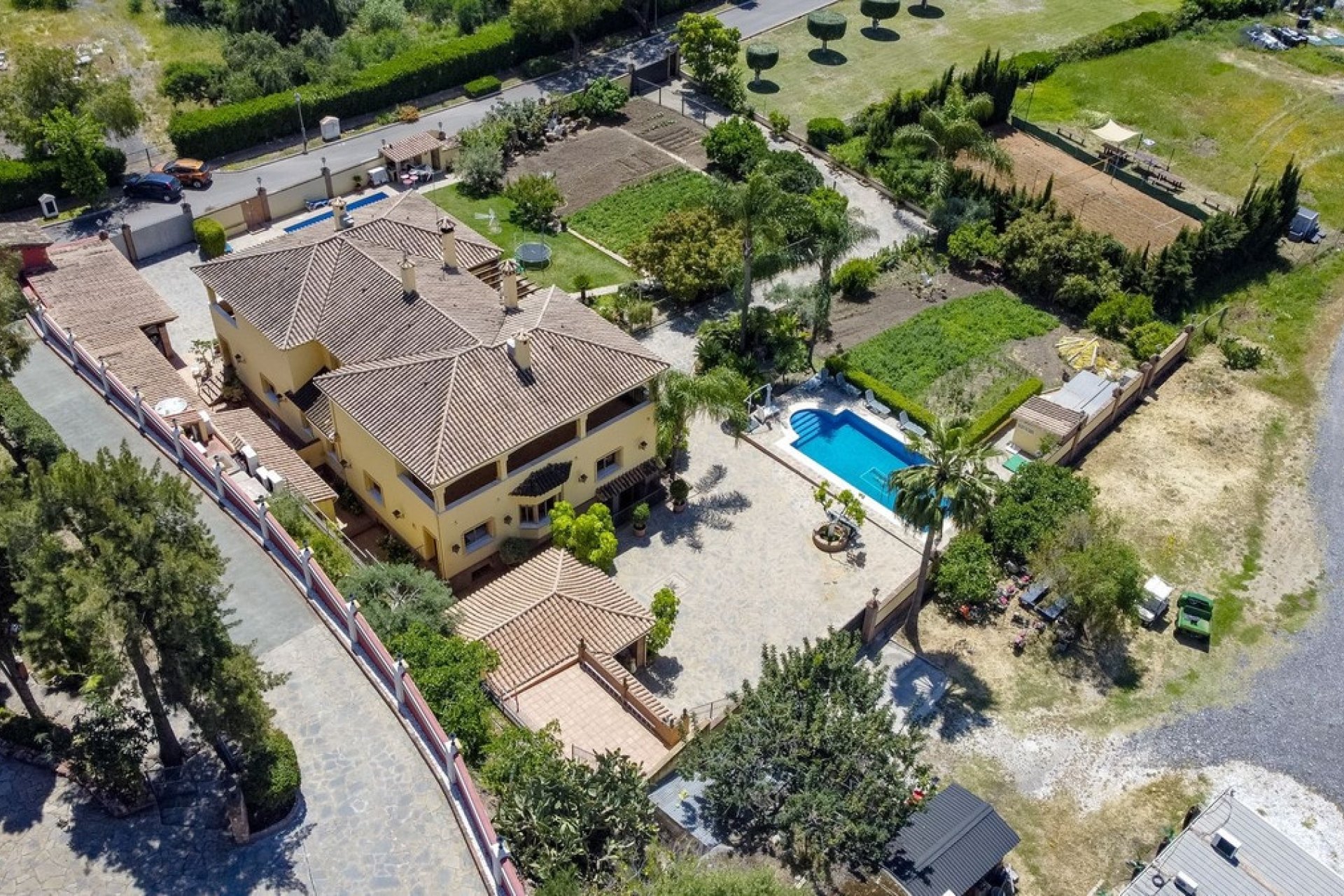 Resale - Villa - Benahavís - La Quinta