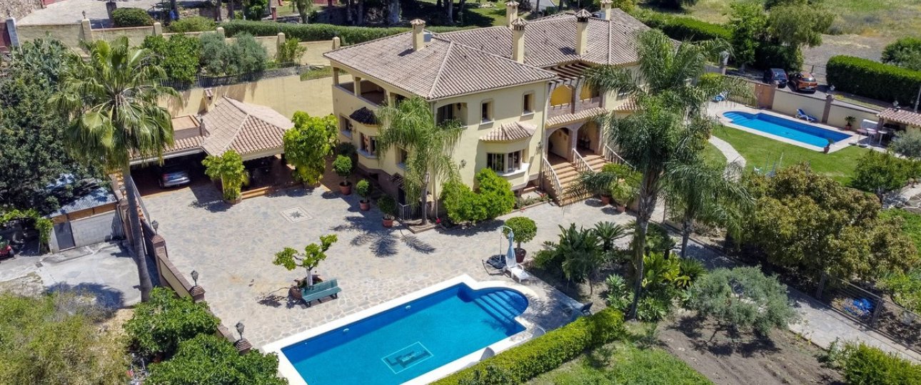 Resale - Villa - Benahavís - La Quinta