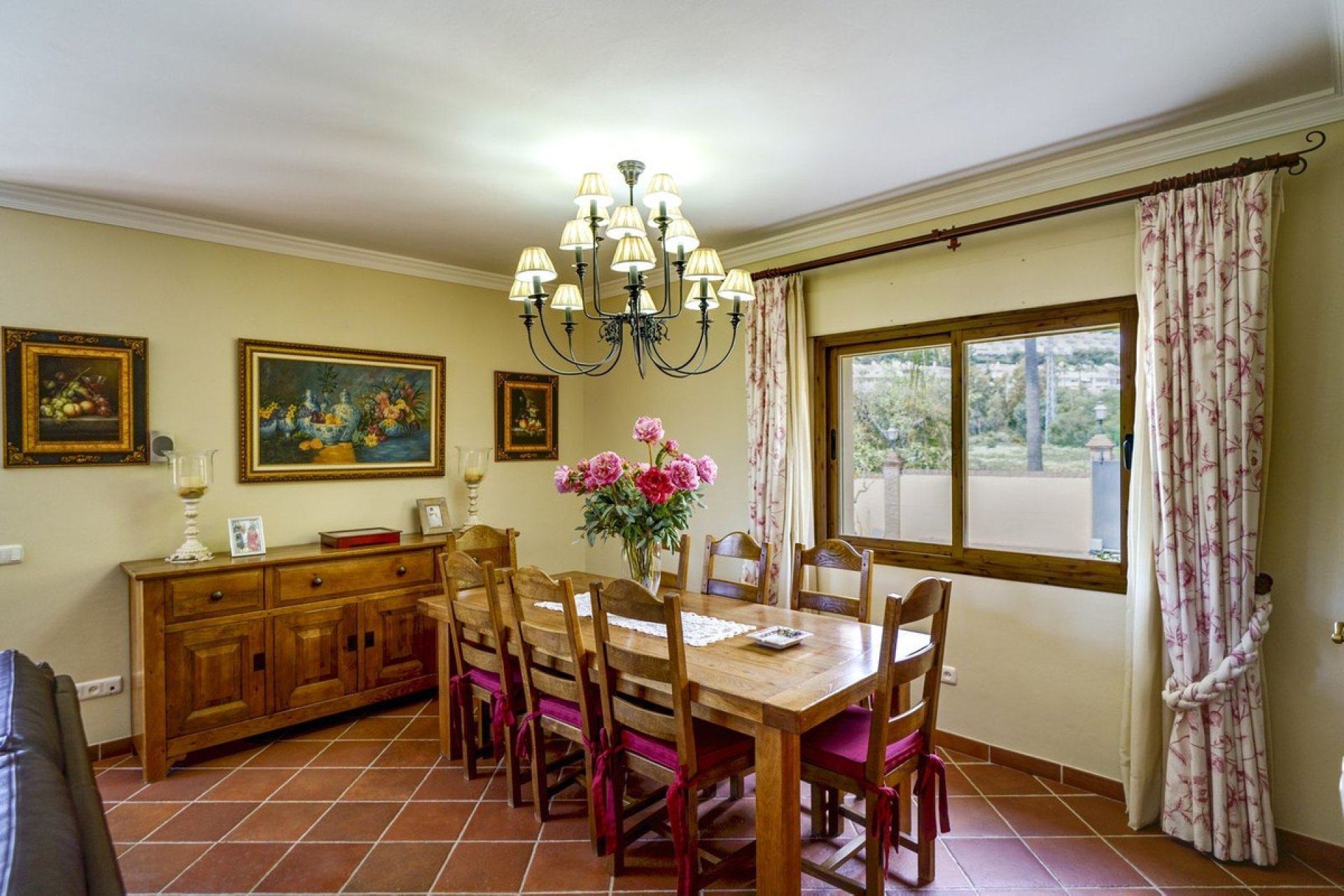 Resale - Villa - Benahavís - La Quinta