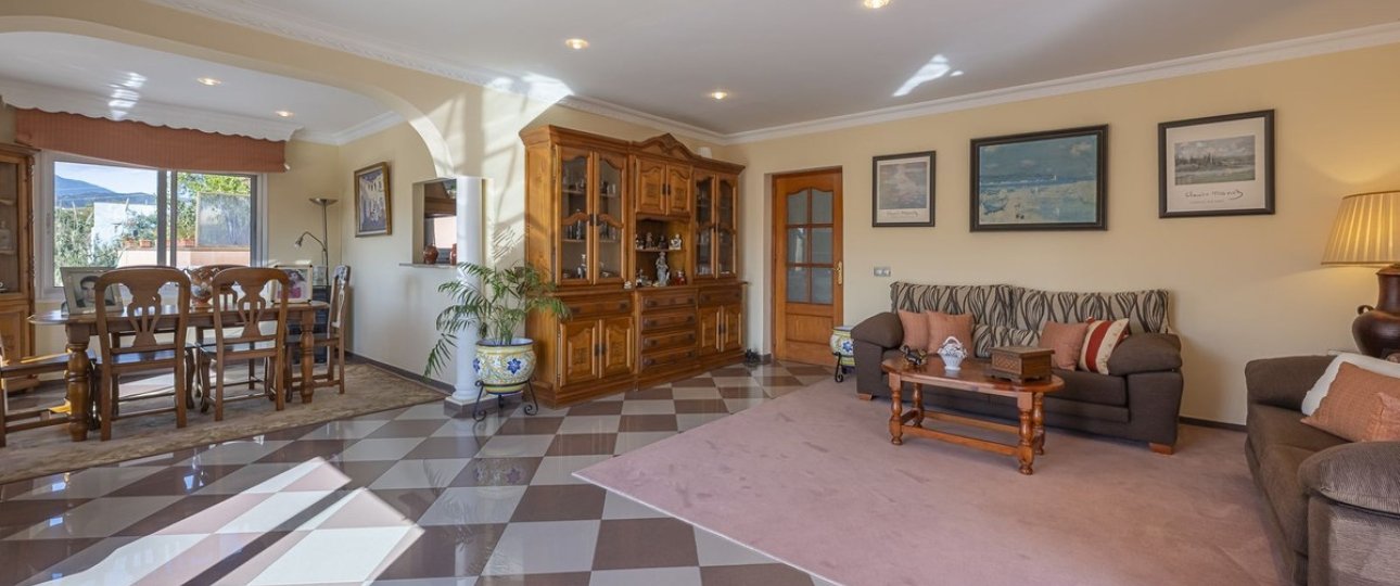 Resale - Villa - Benahavís - La Quinta