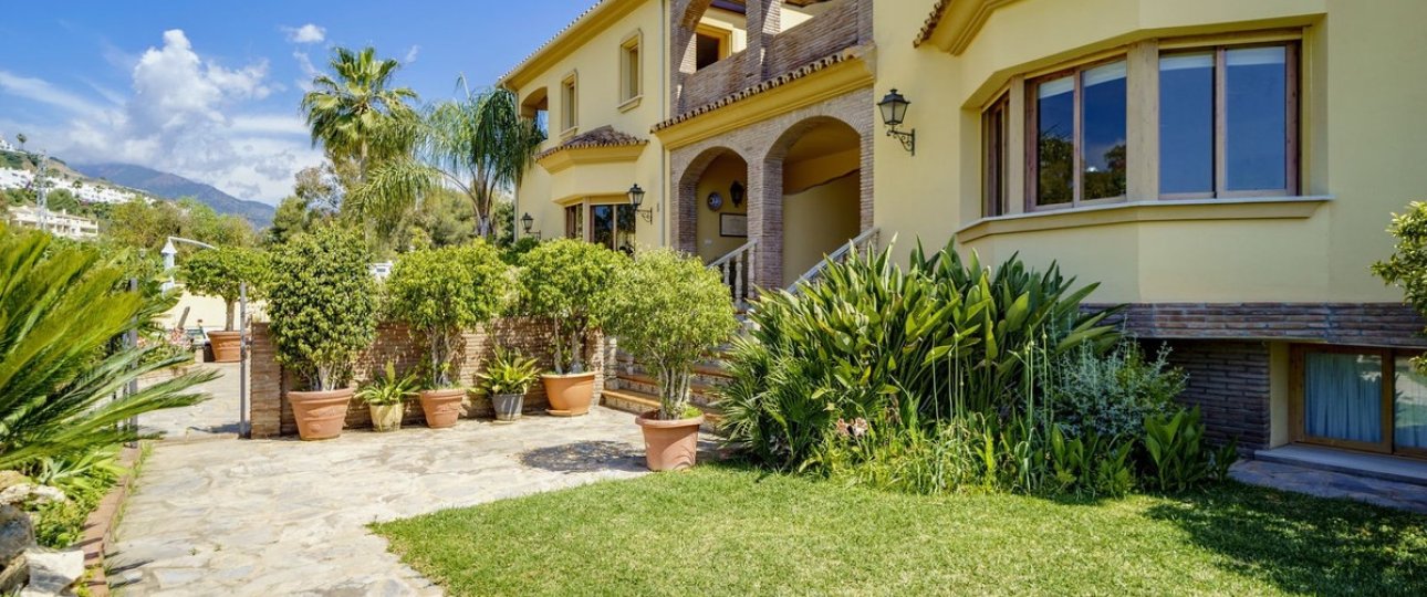 Resale - Villa - Benahavís - La Quinta