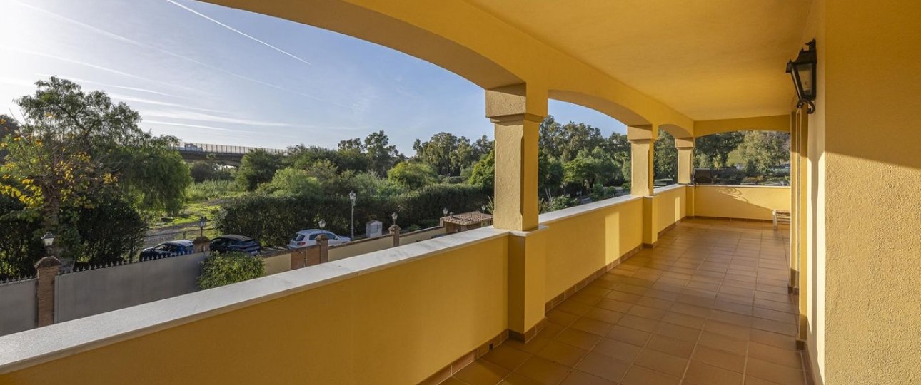 Resale - Villa - Benahavís - La Quinta