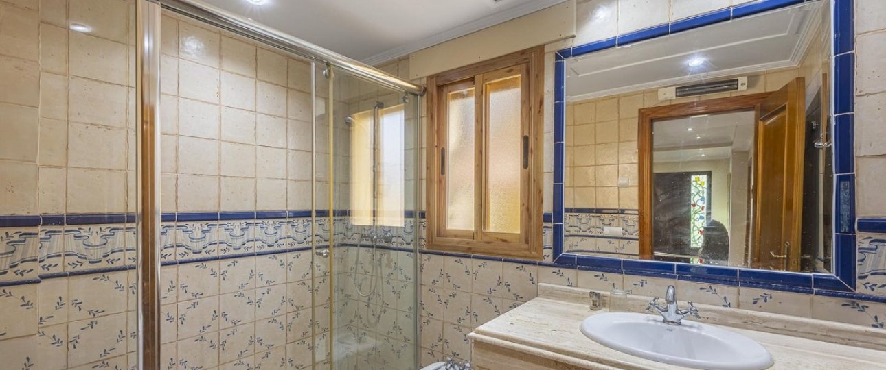 Resale - Villa - Benahavís - La Quinta