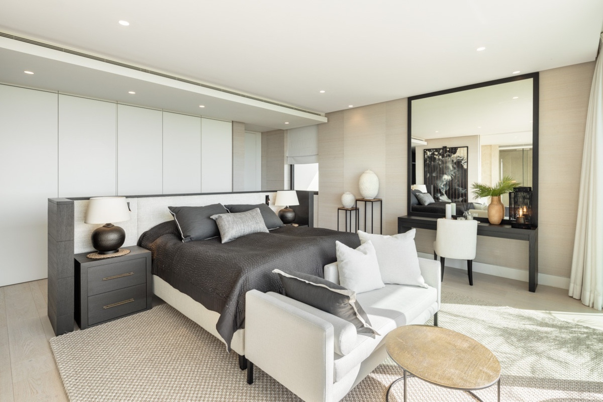 Resale - Villa - Benahavís - La Quinta
