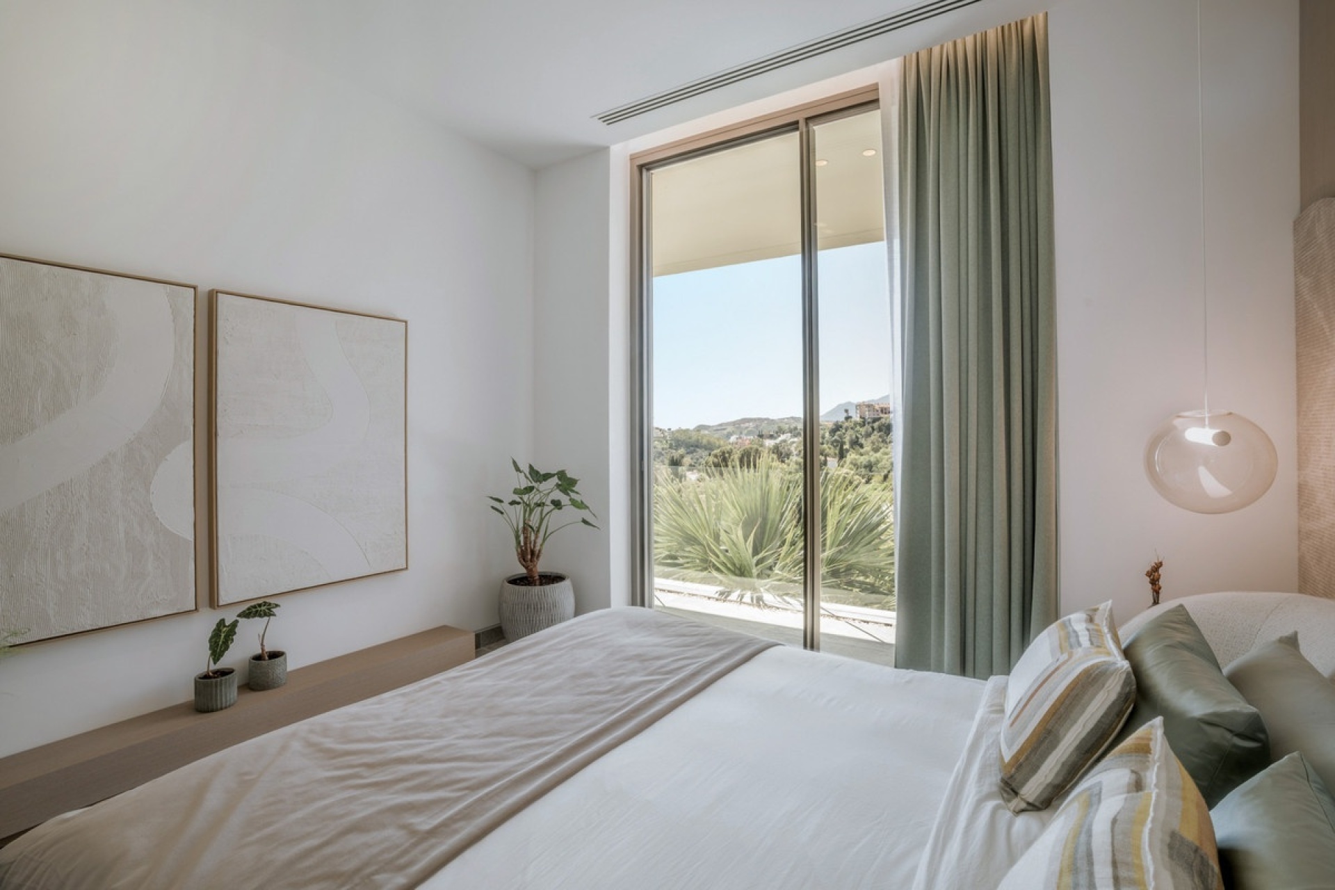 Resale - Villa - Benahavís - La Quinta