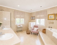 Resale - Villa - Benahavís - La Quinta