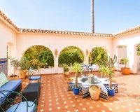 Resale - Villa - Benahavís - La Quinta