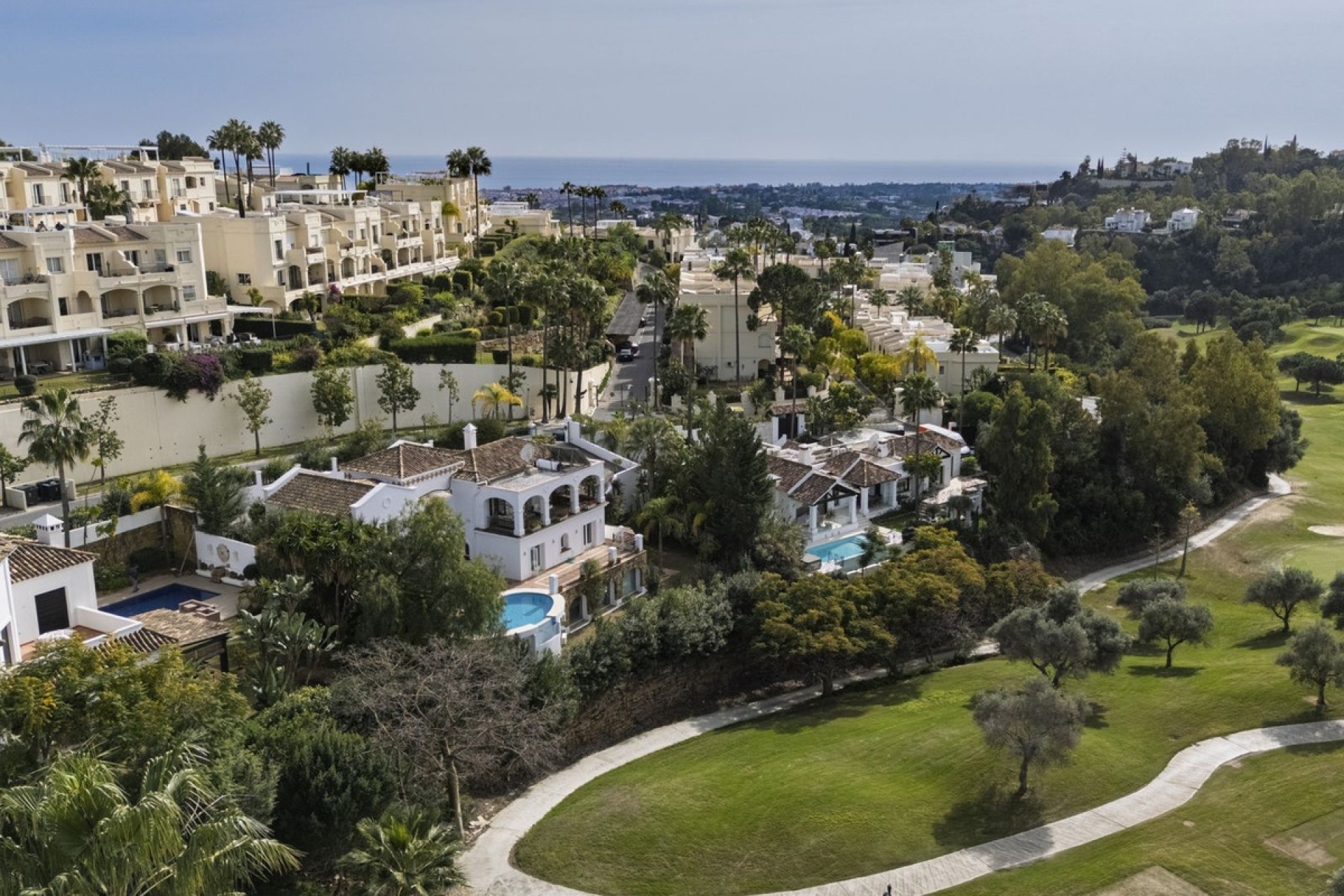 Resale - Villa - Benahavís - La Quinta