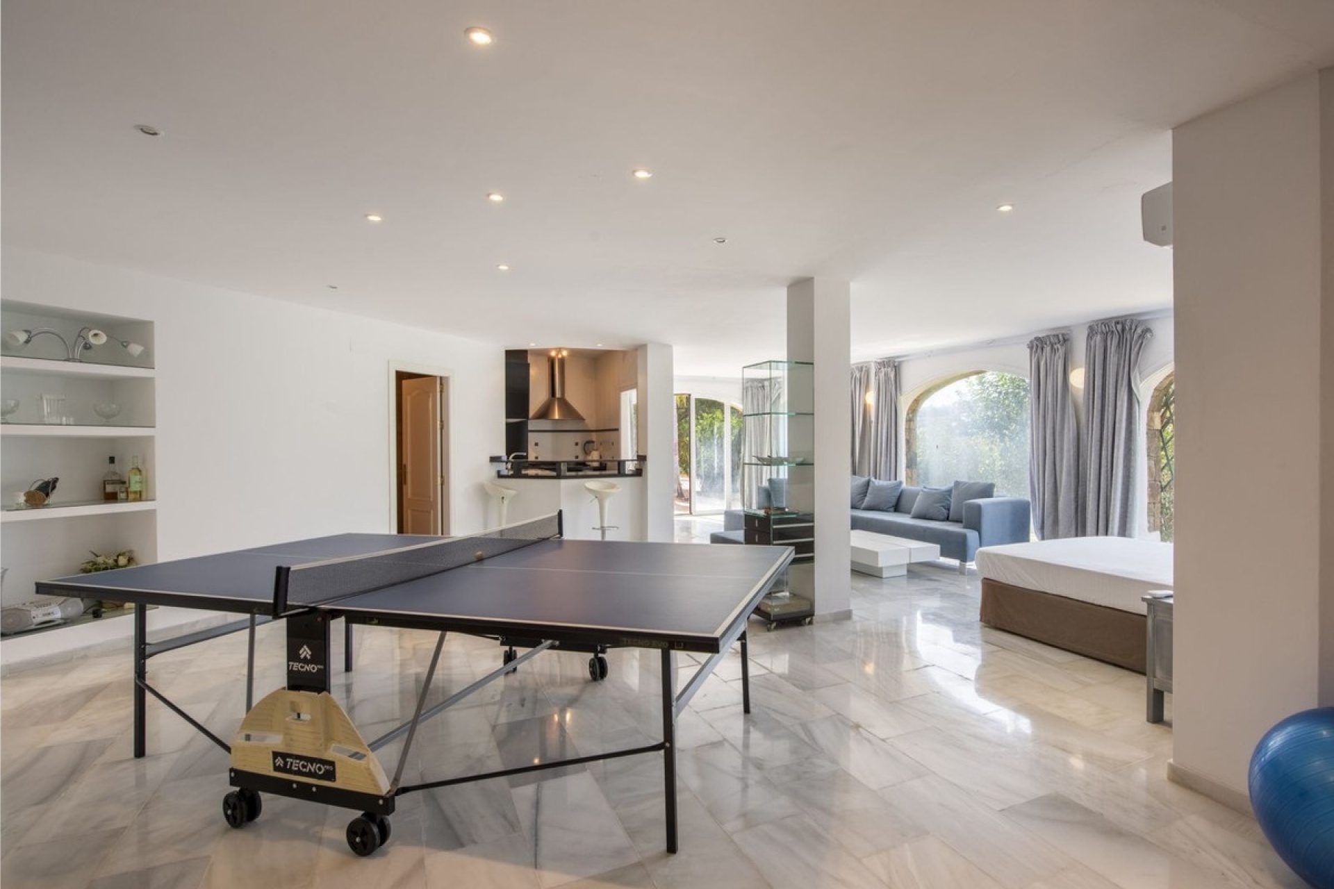 Resale - Villa - Benahavís - La Quinta