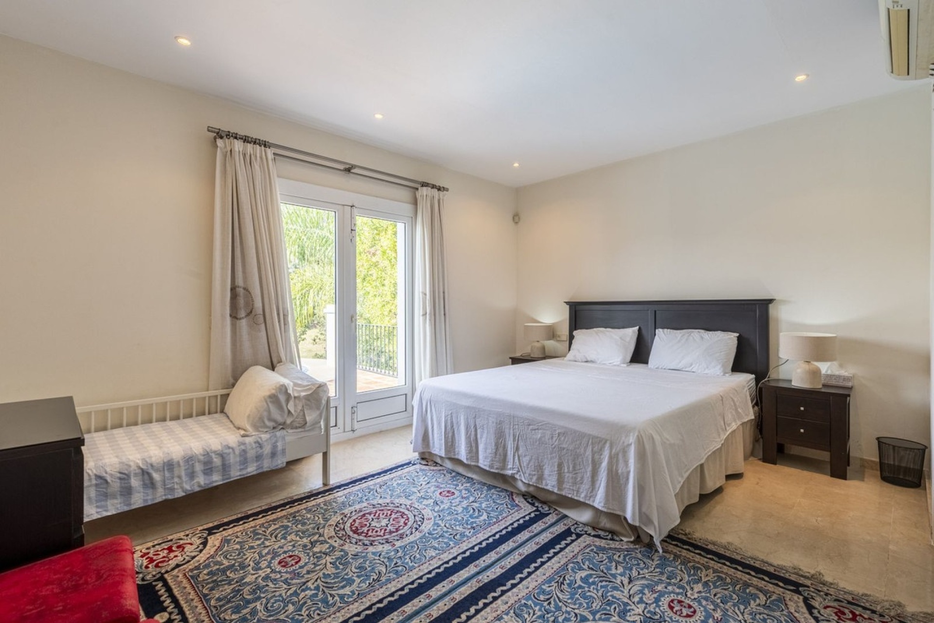 Resale - Villa - Benahavís - La Quinta