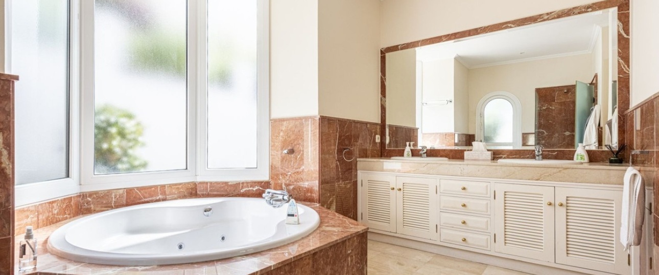Resale - Villa - Benahavís - La Quinta