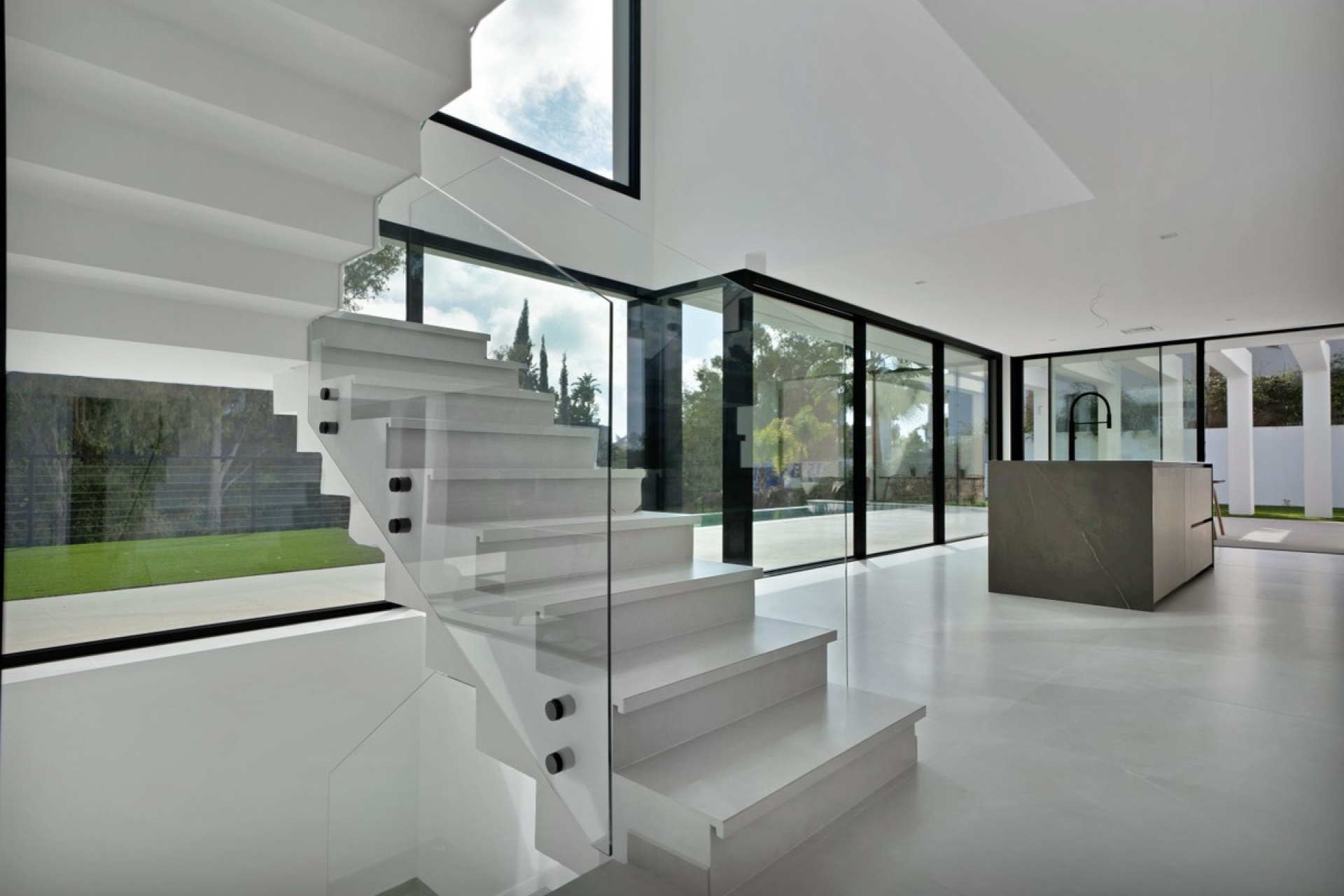 Resale - Villa - Benahavís - La Quinta