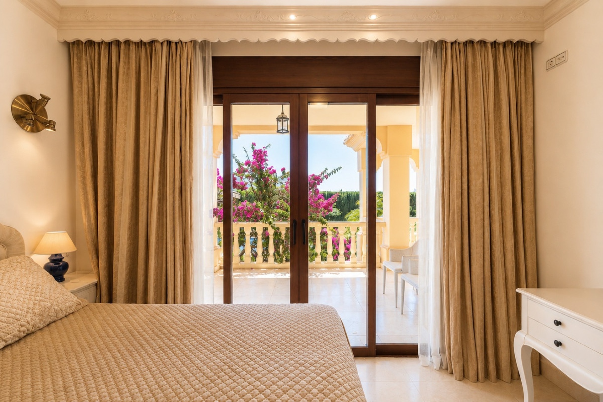 Resale - Villa - Benahavís - La Quinta