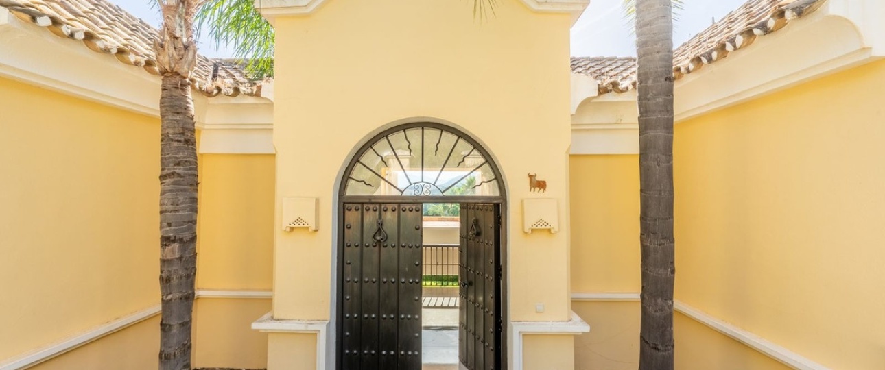 Resale - Villa - Benahavís - La Quinta