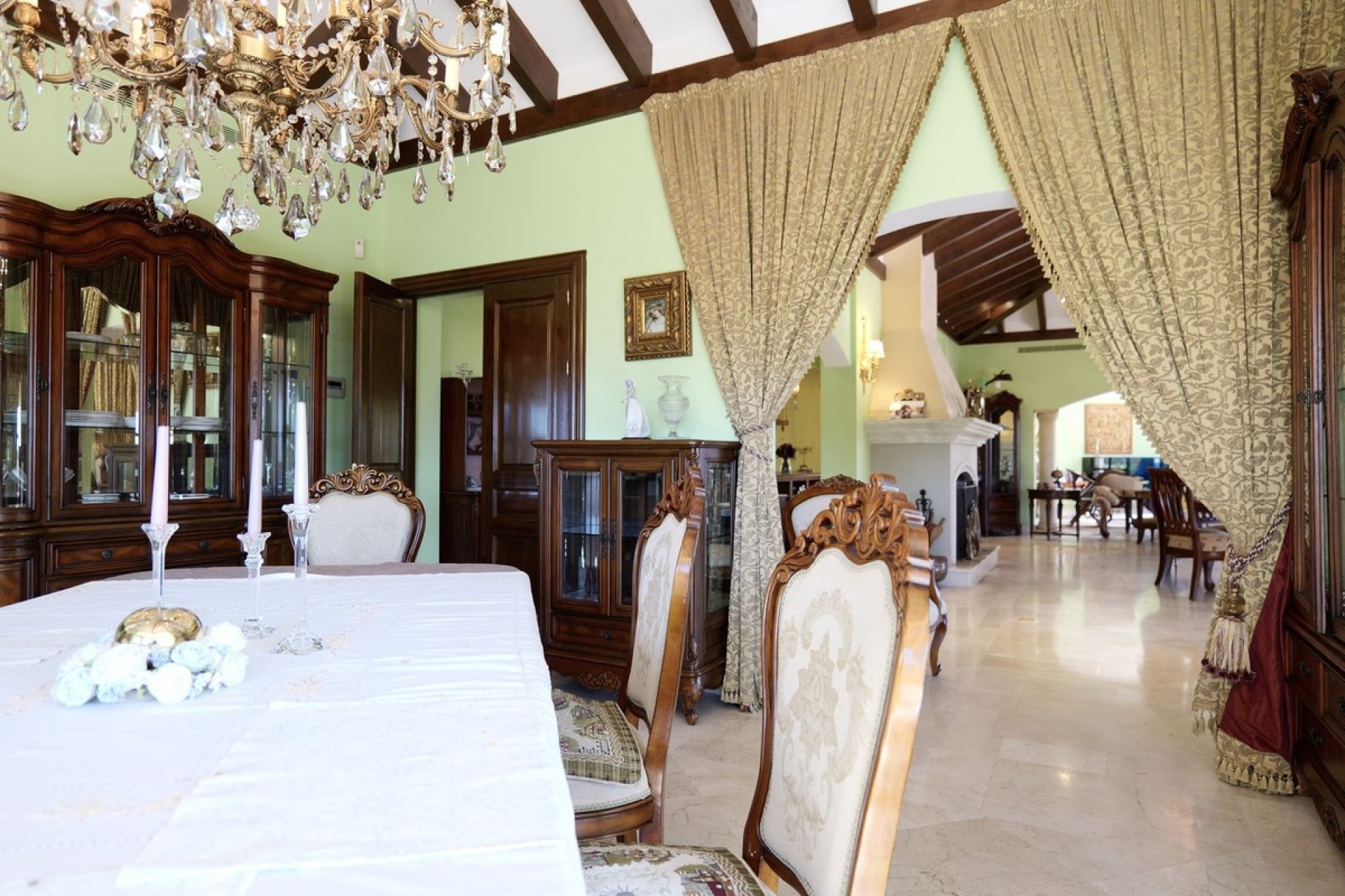 Resale - Villa - Benahavís - La Zagaleta